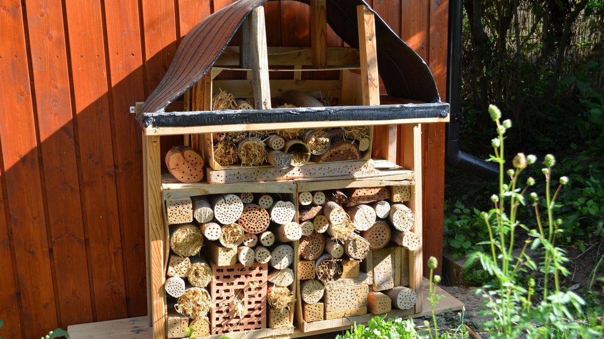 Selbstgebautes Bienenhotel.