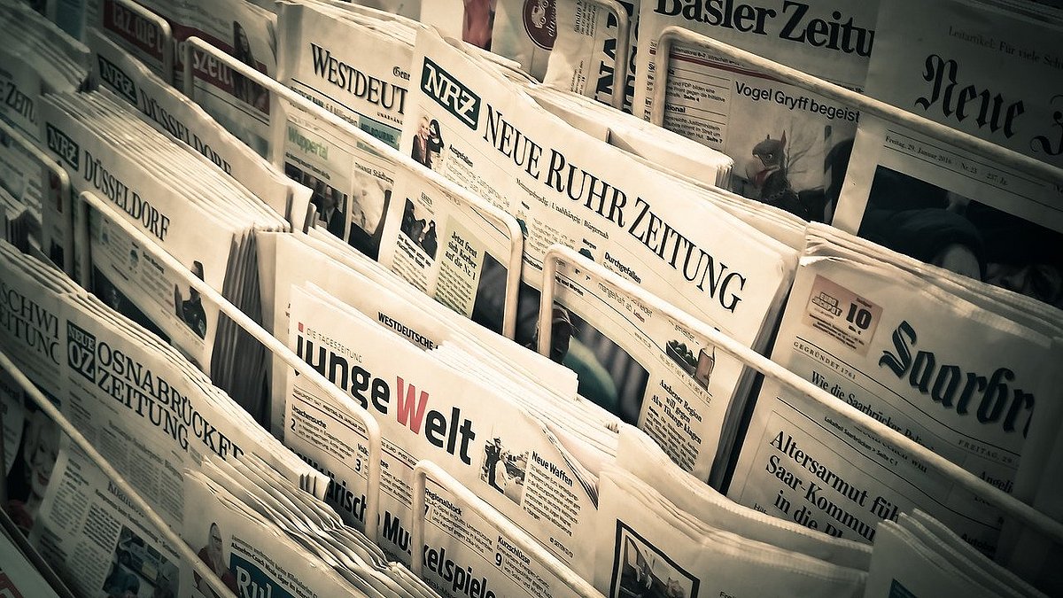 Auswahl Tageszeitungen am Kiosk